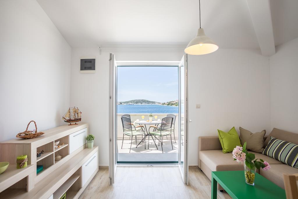 Apartments Oleandar Рогозниця Номер фото