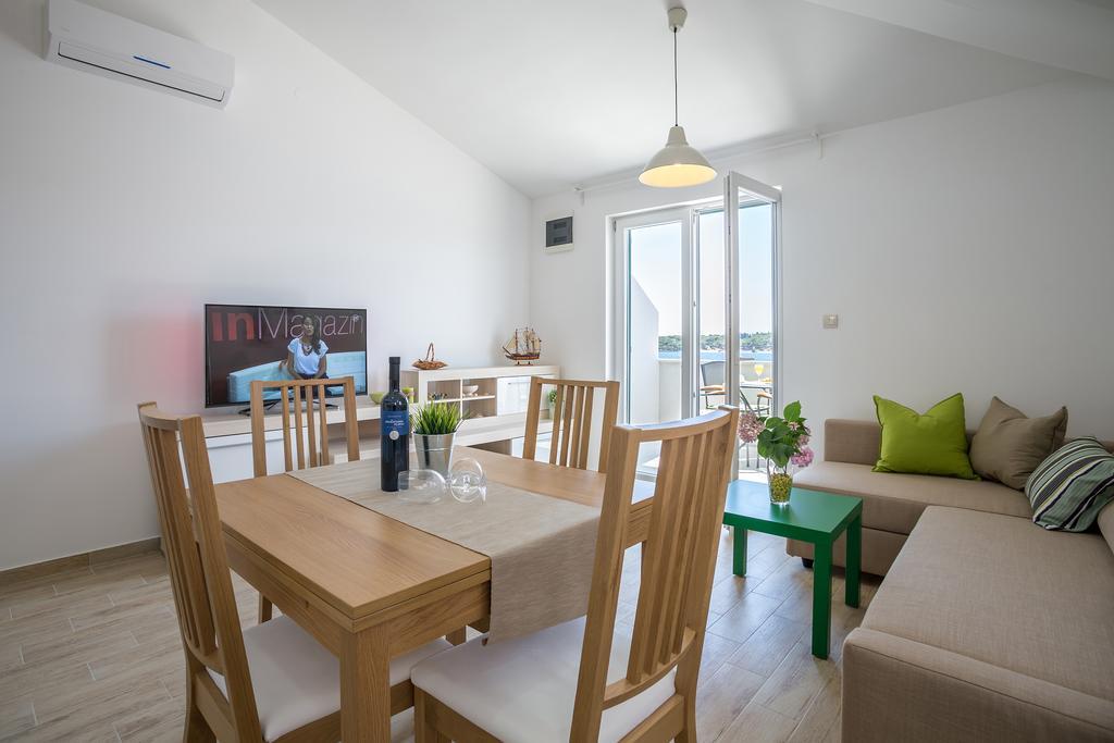 Apartments Oleandar Рогозниця Номер фото