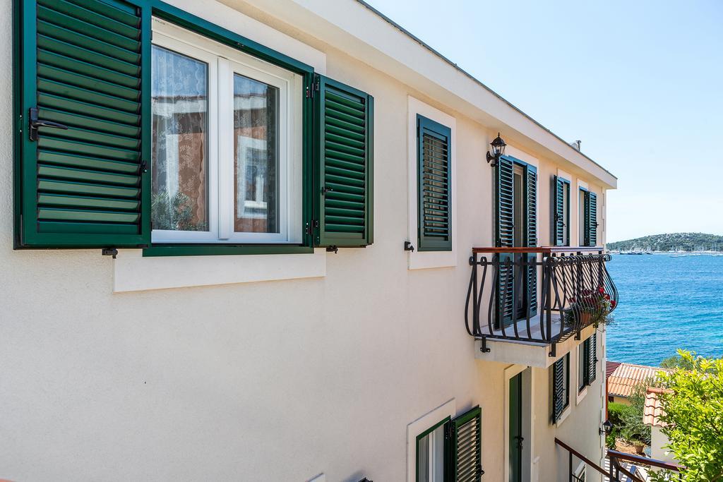 Apartments Oleandar Рогозниця Номер фото