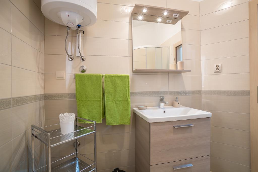 Apartments Oleandar Рогозниця Номер фото