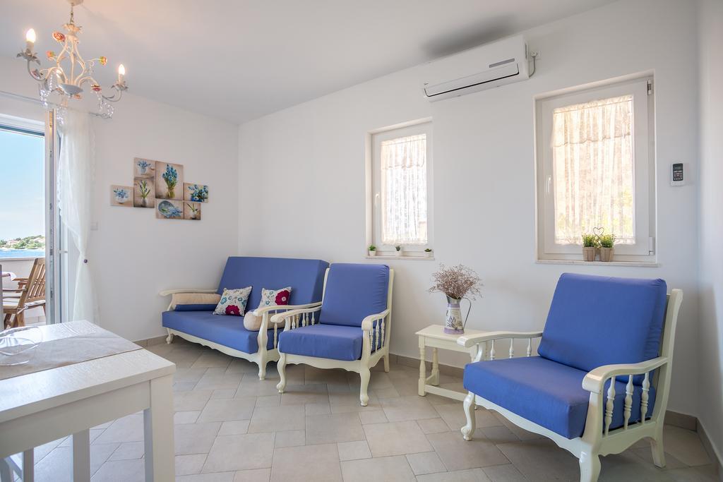 Apartments Oleandar Рогозниця Номер фото