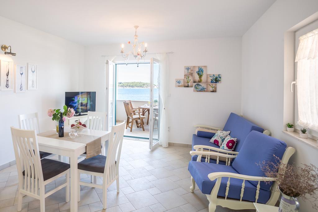Apartments Oleandar Рогозниця Номер фото
